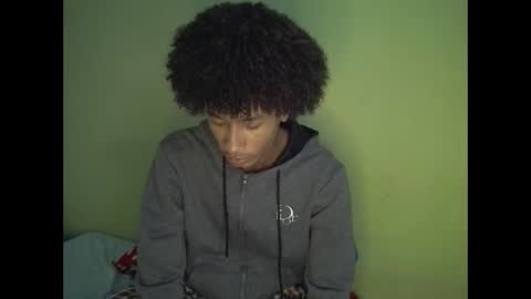 Snapshot of twinkgabriiel chatting on December 16, 2025, 1:27 pm twinkgabriiel online show from December 16, 2025, 1:27 pm