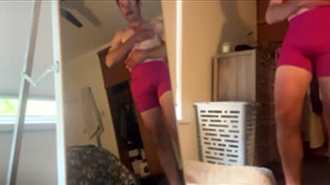 Snapshot of twinkledust chatting on March 15, 2026, 3:45 am twinkledust online show from March 15, 2026, 3:45 am