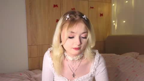 Snapshot of twinklefluff chatting on February 13, 2026, 4:14 pm twinklefluff online show from February 13, 2026, 4:14 pm