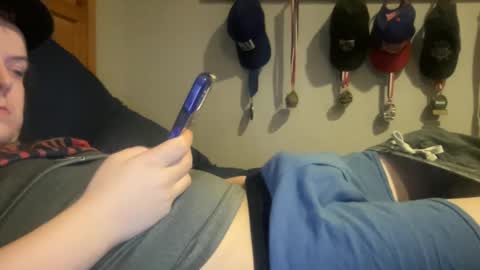 Snapshot of twinkmikexxx12 chatting on January 1, 2025, 3:34 am mike online show from January 1, 2025, 3:34 am