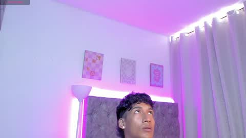 Snapshot of twinksboys_23 chatting on April 22, 2026, 4:52 pm twinksboys_23 online show from April 22, 2026, 4:52 pm