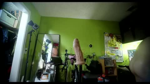 Snapshot of twinkyhornyboi chatting on October 23, 2025, 10:03 am TwinkyHornyBoi online show from October 23, 2025, 10:03 am