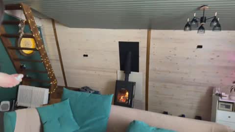    Guys Help us get more thumbs up.  Show your love its important to us online show from February 8, 2026, 4:38 am