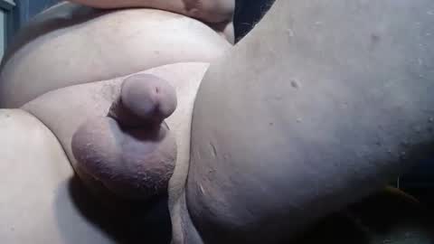 twizzler522 online show from December 17, 2025, 1:22 am