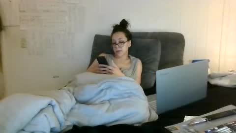 twizzytoxic22 online show from October 22, 2025, 6:51 pm