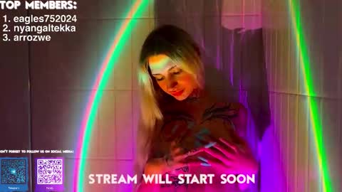 Snapshot of twl8vibe chatting on January 12, 2026, 4:23 pm Molly and Nick online show from January 12, 2026, 4:23 pm