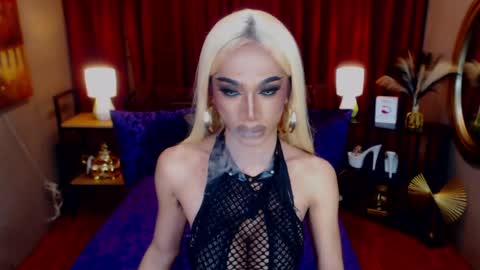 KiaraKeana online show from April 17, 2026, 8:12 pm