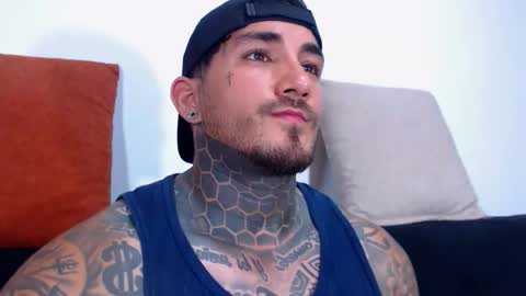 Angel online show from September 30, 2025, 7:08 pm