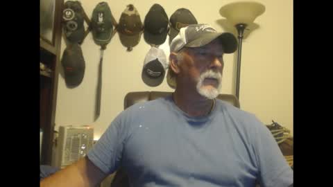 Snapshot of txlobo60 chatting on March 23, 2026, 8:35 pm txlobo60 online show from March 23, 2026, 8:35 pm