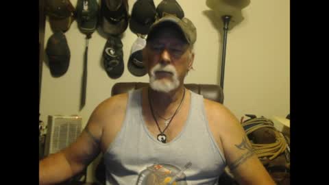 Snapshot of txlobo60 chatting on April 16, 2026, 11:51 pm txlobo60 online show from April 16, 2026, 11:51 pm