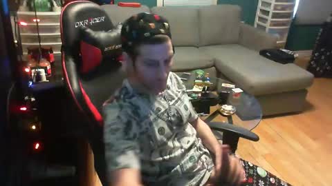 Snapshot of tye2high chatting on February 23, 2025, 8:22 pm tye2high online show from February 23, 2025, 8:22 pm