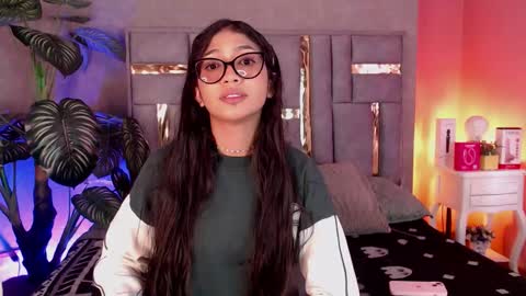 Snapshot of tyla_ks chatting on September 13, 2025, 7:46 pm tyla_ks online show from September 13, 2025, 7:46 pm