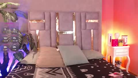 Snapshot of tyla_ks chatting on September 17, 2025, 8:32 pm tyla_ks online show from September 17, 2025, 8:32 pm