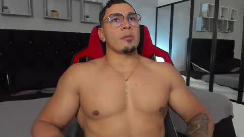 Snapshot of tyler_hank1 chatting on October 28, 2025, 6:54 pm tyler_hank1 online show from October 28, 2025, 6:54 pm