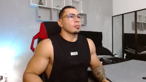 Snapshot of tyler_hank1 chatting on November 1, 2025, 10:01 pm tyler_hank1 online show from November 1, 2025, 10:01 pm