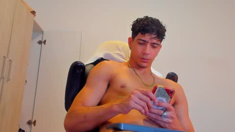     online show from December 23, 2024, 6:05 pm