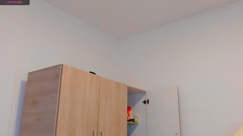     online show from January 25, 2025, 6:57 pm