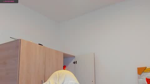     online show from January 31, 2025, 8:01 pm