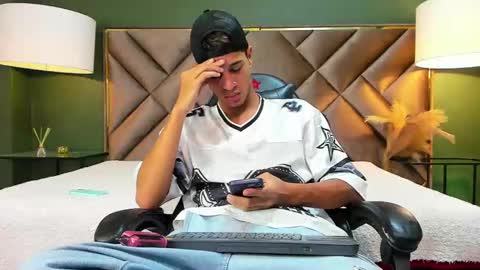 Snapshot of tyler_rodriguez chatting on October 9, 2025, 9:02 pm Tyler Rodriguez online show from October 9, 2025, 9:02 pm