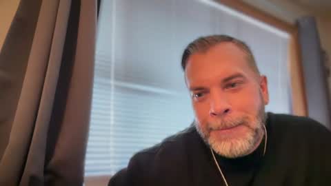 Snapshot of tylerdavidxxx chatting on June 19, 2026, 10:02 pm Tyler David online show from June 19, 2026, 10:02 pm