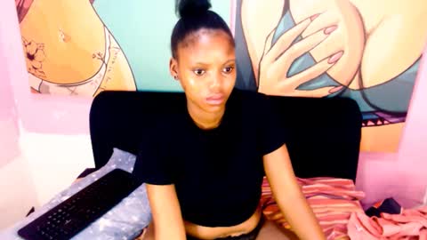 Snapshot of tyrabangz chatting on March 4, 2025, 12:07 am Tyra online show from March 4, 2025, 12:07 am