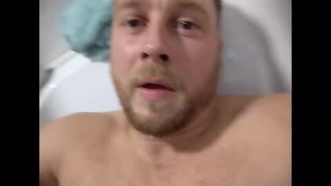 tyreking online show from November 6, 2025, 10:43 pm