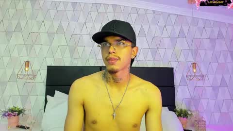 Snapshot of tysonriggs chatting on May 26, 2026, 12:12 pm Tyson online show from May 26, 2026, 12:12 pm