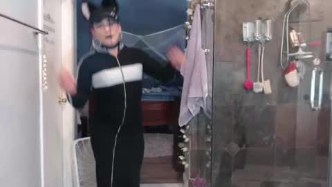 Snapshot of uandme_baby chatting on January 13, 2026, 4:45 pm Azelia B online show from January 13, 2026, 4:45 pm