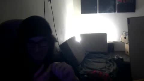 Snapshot of ucloudd chatting on October 2, 2025, 3:24 am ucloudd online show from October 2, 2025, 3:24 am