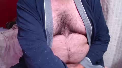 Snapshot of ucsip19 chatting on December 19, 2025, 6:15 pm ucsip19 online show from December 19, 2025, 6:15 pm