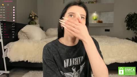 Snapshot of udelaborom chatting on February 23, 2025, 4:57 pm Lili online show from February 23, 2025, 4:57 pm