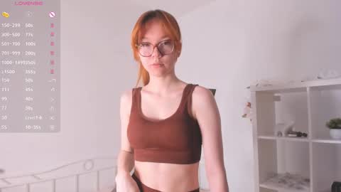 Snapshot of udelaborom chatting on March 2, 2025, 7:54 am Lili online show from March 2, 2025, 7:54 am