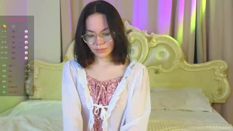 Snapshot of udelaborom chatting on March 9, 2025, 7:37 pm Lili online show from March 9, 2025, 7:37 pm