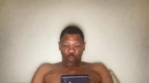 Snapshot of uglydudefucks chatting on December 20, 2024, 3:25 am letscam2cam bbc cockring big cock online show from December 20, 2024, 3:25 am
