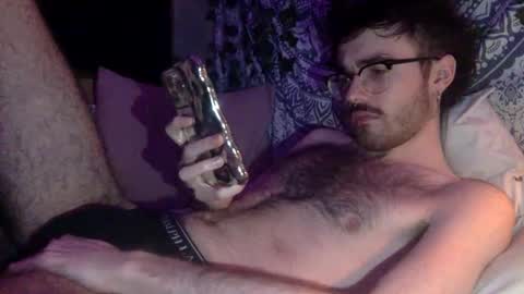 Snapshot of uhhstephen chatting on November 23, 2025, 12:32 am uhhstephen online show from November 23, 2025, 12:32 am