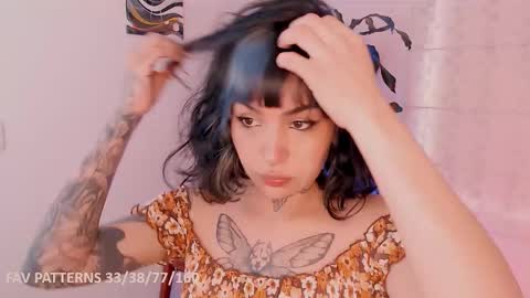 Snapshot of ulala_martina chatting on December 14, 2025, 8:13 pm Martina online show from December 14, 2025, 8:13 pm