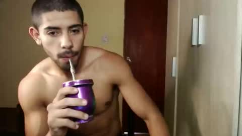 Snapshot of uliseshot450305 chatting on January 24, 2025, 3:55 pm Ulises Gomez online show from January 24, 2025, 3:55 pm