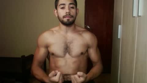 Snapshot of uliseshot450305 chatting on February 2, 2025, 3:49 pm Ulises Gomez online show from February 2, 2025, 3:49 pm