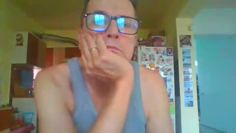 Snapshot of ulmeni4 chatting on February 13, 2026, 2:46 pm ulmeni4 online show from February 13, 2026, 2:46 pm