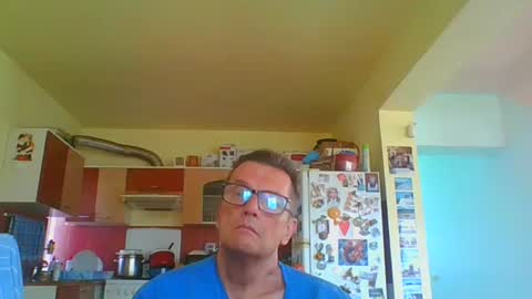 ulmeni7 online show from April 19, 2026, 12:26 pm