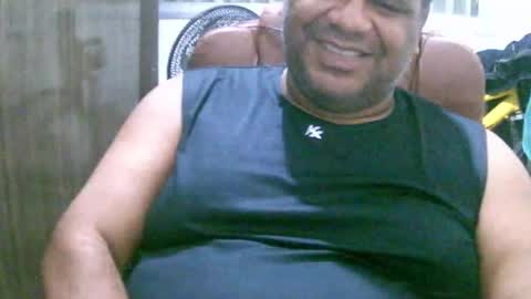 Snapshot of ulmo_br chatting on November 6, 2025, 10:43 pm ulmo_br online show from November 6, 2025, 10:43 pm