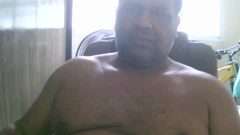 Snapshot of ulmo_br chatting on November 7, 2025, 2:06 pm ulmo_br online show from November 7, 2025, 2:06 pm