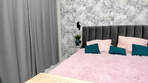 Snapshot of ultima_ma18 chatting on November 7, 2025, 12:43 am Melena online show from November 7, 2025, 12:43 am