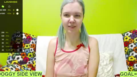 Snapshot of ultra_meow chatting on January 28, 2025, 4:50 am Roxy online show from January 28, 2025, 4:50 am