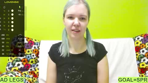 Snapshot of ultra_meow chatting on January 30, 2025, 3:55 am Roxy online show from January 30, 2025, 3:55 am