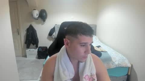 hi im mike tyson -  online show from December 5, 2025, 6:26 pm