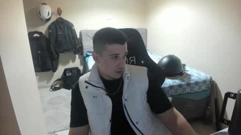 Snapshot of ulxer chatting on May 13, 2026, 9:00 pm hi im mike tyson - online show from May 13, 2026, 9:00 pm