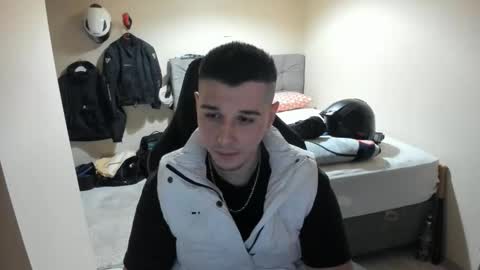 Snapshot of ulxer chatting on May 29, 2026, 8:29 pm hi im mike tyson - online show from May 29, 2026, 8:29 pm