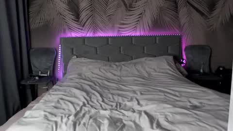 Snapshot of ulystar chatting on December 14, 2025, 7:25 am Ulyana online show from December 14, 2025, 7:25 am