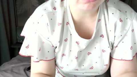 Snapshot of ulystar chatting on December 15, 2025, 10:08 am Ulyana online show from December 15, 2025, 10:08 am